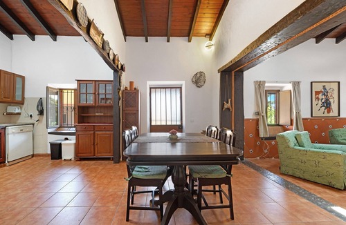 Cumeada Villa | Villa "Casa Bril" with Private Pool & Wi-Fi