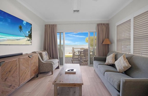 Marathon Villa | Villa 5008 on Duck Key Boat Slip Available - 2BD 1.5BA