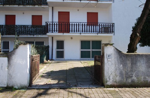 Lido degli Estensi Villa | VILLA A FEW STEPS FROM THE CENTER - VERTICAL VILLA WITH LARGE PRIVATE GARDEN
