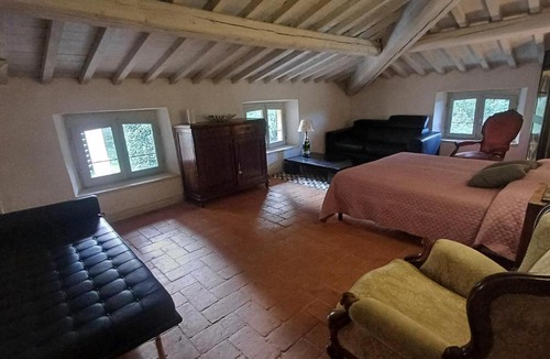 Loro Ciuffenna Apartment | Villa Al Ponte