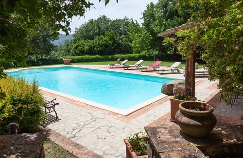 Acqua Loreto Villa | VILLA ALTEA. Large groups, family friendly, large garden, jet stream pool