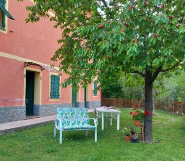Favale di Malvaro Bed & Breakfast | Villa Bella Liguria B&B