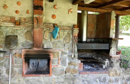 Mologno Villa | Villa Bella Vista - Peaceful Tuscan Villa