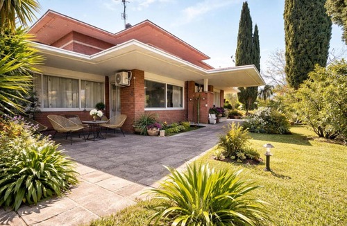 Latina House | VILLA BRANDO - Exclusive 9-Guests Villa near Sabaudia, with Garden & Bikes