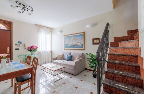 San Bartolomeo al Mare House | VILLA CATERINA A FEW STEPS FROM THE SEA: PET FRIENDLY, BBQ, TERRACE & RELAX