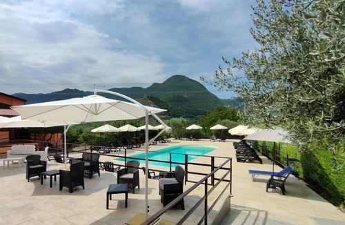Morano Calabro Apartment | Villa 'Camera Iris' with Mountain View, Shared Pool and Shared Garden