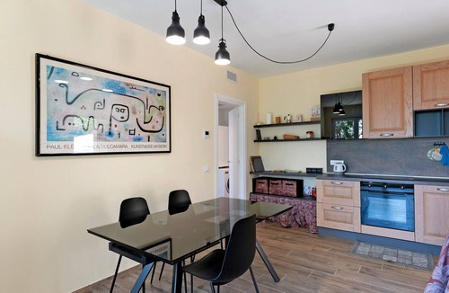 Cipressa Villa | Villa 'Casablanca' with Sea View, Wi-Fi and Air Conditioning
