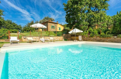 Le Piazze Villa | Villa Casale Federica: Large Private Pool, WiFi