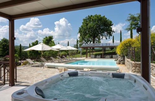 Subbiano House | Villa Castelluccio by Geco Vacation Rentals