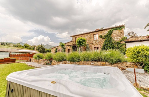Montecatini Val di Cecina Villa | Villa Cedri pet friendly with pool by Halldis
