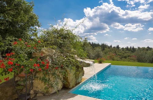 Castellina in Chianti Villa | Villa "Cottage San Bartolomeo" with Mountain View, Pool & Wi-Fi
