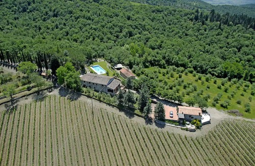 Castellina in Chianti Villa | Villa "Cottage San Bartolomeo" with Mountain View, Pool & Wi-Fi