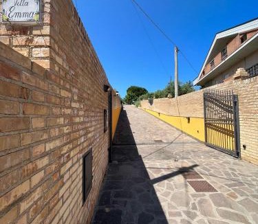 Torrevecchia Teatina House | Villa Emma