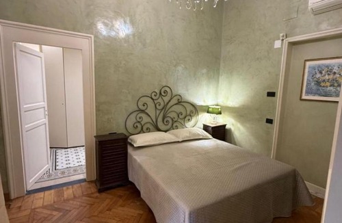 Quinto al Mare Apartment | Villa Ferri Genova