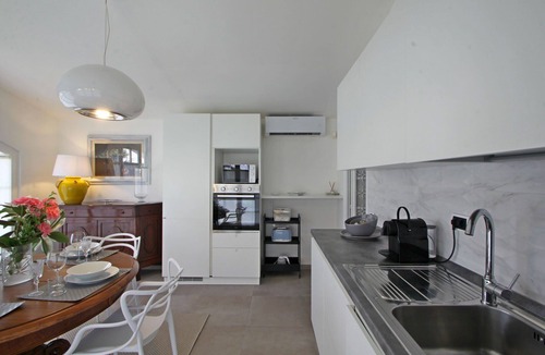Castelnuovo Magra Villa | Villa for 8 People with Garden, A/C, 4,5km from Sea