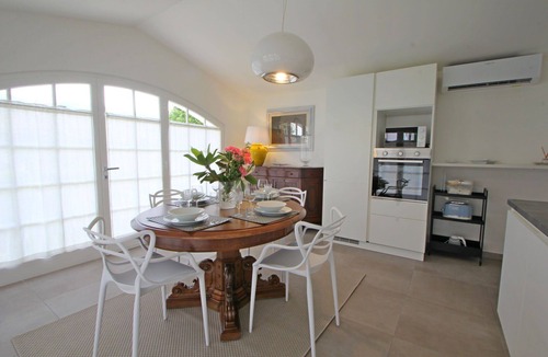 Castelnuovo Magra Villa | Villa for 8 People with Garden, A/C, 4,5km from Sea