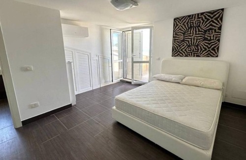 Santa Marinella Villa | Villa 'Fronte Mare' with Sea View, Wi-Fi and Air Conditioning