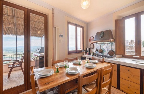 Cortona Old Town Villa | Villa in Cortona with pool