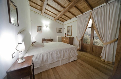 Cortona Villa | Villa in Cortona with 2 bedrooms sleeps 4