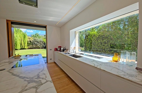 Capanne-Prato-Cinquale Villa | Villa in Capanne-prato-cinquale with 3 bedrooms sleeps 6