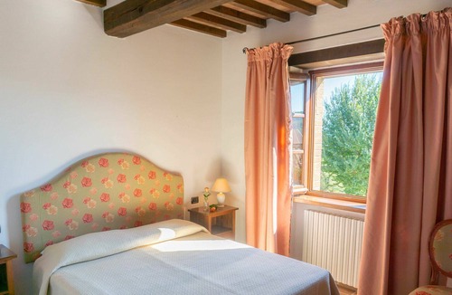Bivio Lugnano Villa | Villa in Lugnano with 8 bedrooms sleeps 16