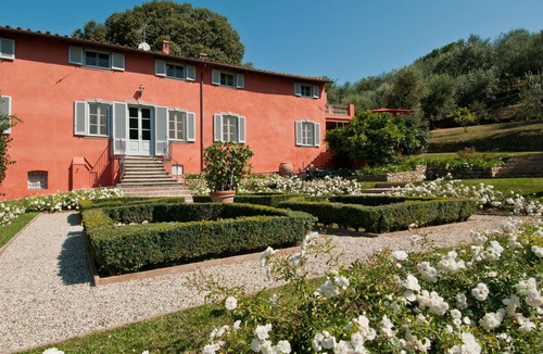 Villabuona Villa | Villa in Querce with 4 bedrooms sleeps 8