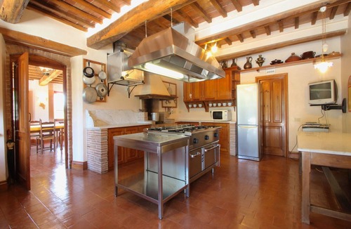 San Venanzo Villa | Villa in San Venanzo with Pool and Sauna