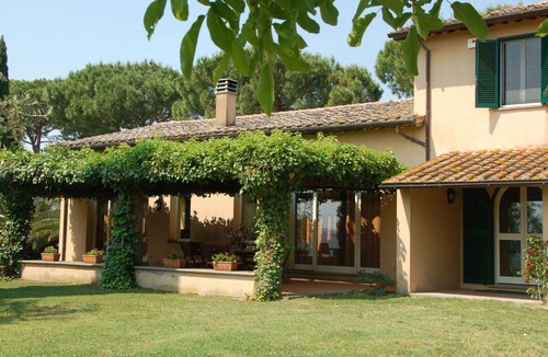 Calvi di Umbria Villa | Villa Infinito, for an enchanting stay among fields