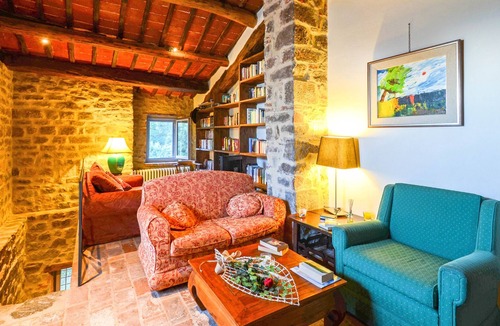 Passignano sul Trasimeno Villa | Villa Toppello - Five Bedroom Villa, Sleeps 10