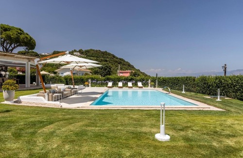 San Felice Circeo Villa | Villa La Valle Sports & Pool