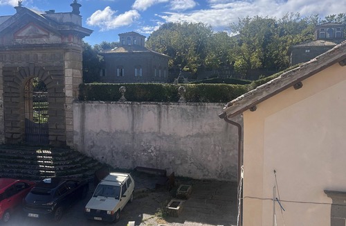 Bagnaia Apartment | Villa Lante Chic 2-bedroom apartment with AC, WiFi in charming Viterbo