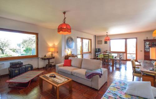 San Feliciano House | Villa Larry