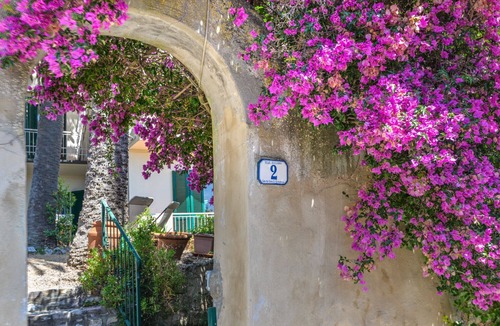 Porto Azzurro Villa | Villa le tre palme 8 beds in the center of Porto Azzurro