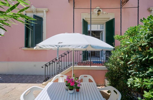 San Vincenzo House | Villa Liberty Rosa 1912