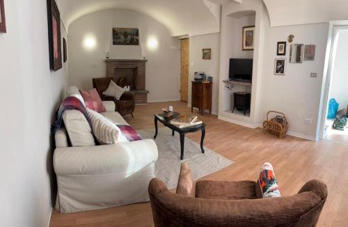 Pozzengo House | Villa Lorenzo