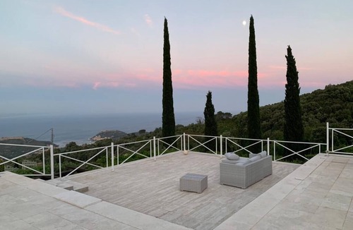 Monte Argentario Villa | Villa Majestic Argentario with panoramic pool