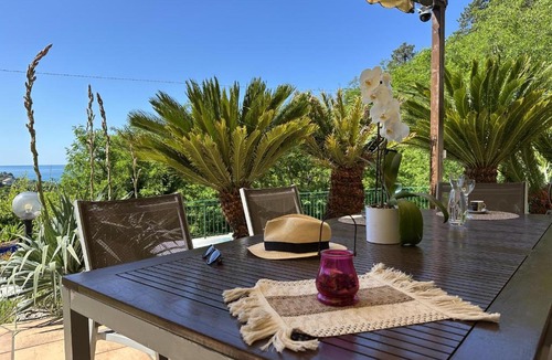 Lerici Villa | Villa Mareluna Stylish Waterfront Villa with Pool Near Sandy Beaches
