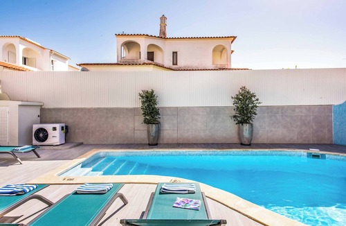 Gale Villa | Villa Marquesa - Four Bedroom Villa, Sleeps 8