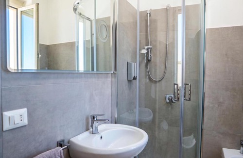 Nettuno Bed & Breakfast | VILLA MERAVIGLIOSA Apartments - Nettuno - Nature & Sea Retreat