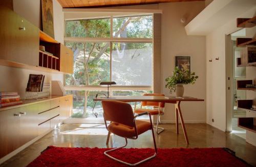 Los Angeles House | Villa Mountain Getaway with a Pool Hot Tub 5 Beds