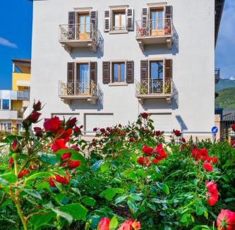 Torbole sul Garda Bed & Breakfast | Villa Nirvana
