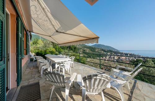 Recco Villa | Villa 'Pia Recco' with Sea View, Private Pool and Wi-Fi