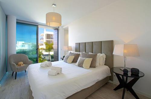 Correeira Villa | Villa Pires - VIP Properties by Interhome