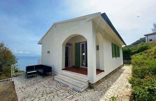 Rio Marina Villa | Villa Porticciolo - Villa with a wonderful sea view in Rio Marina - ibookingelba