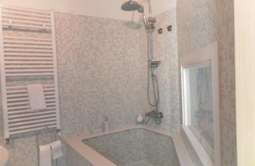Giarre House | Villa Riviera Naviglio Venezia