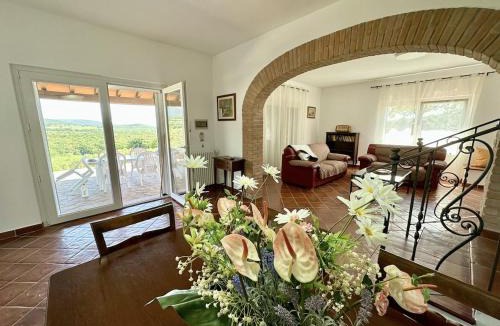 San Vincenzo Villa | Villa San Bartolo