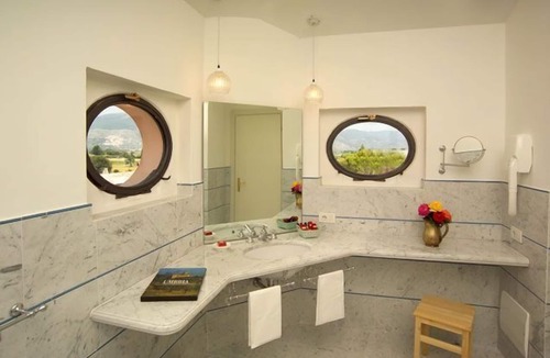 San Luca Hotel | Villa Santa Barbara