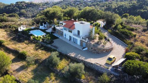 San Bartolomeo al Mare Villa | Villa Shambhala