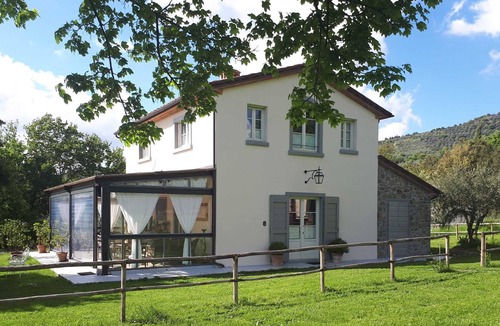San Pietro a Cegliolo House | Villa stile shabby chic campagna Toscana a Cortona piscina privata