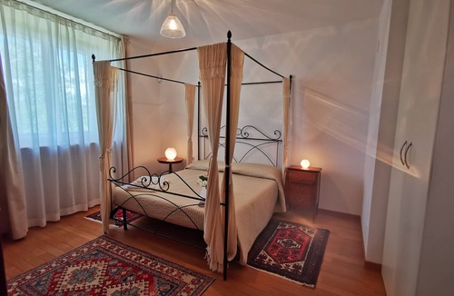 Grotte di Castro Villa | Villa Ulivo - with pool and panoramic views Lake Bolsena